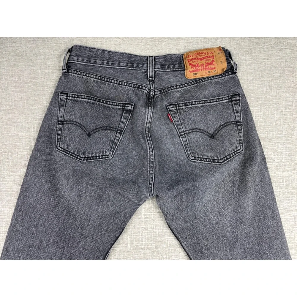 Levis 501 Mens 30x30 Jeans Grungy Stone Washed Grey Denim Honeycombing Fade